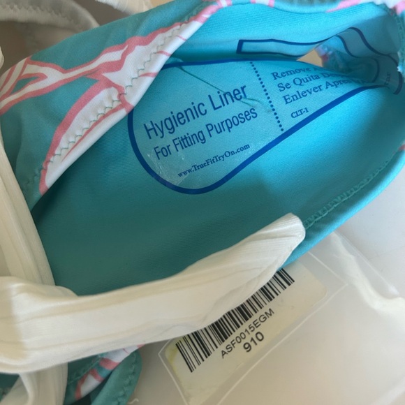 CUPSHE adorable bikini size  M tip and bottom - Picture 5 of 6